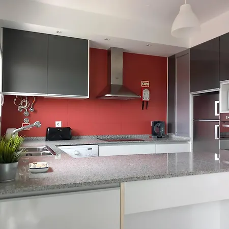 Baleal Beach, Balcony Sunset Views ペニシェ